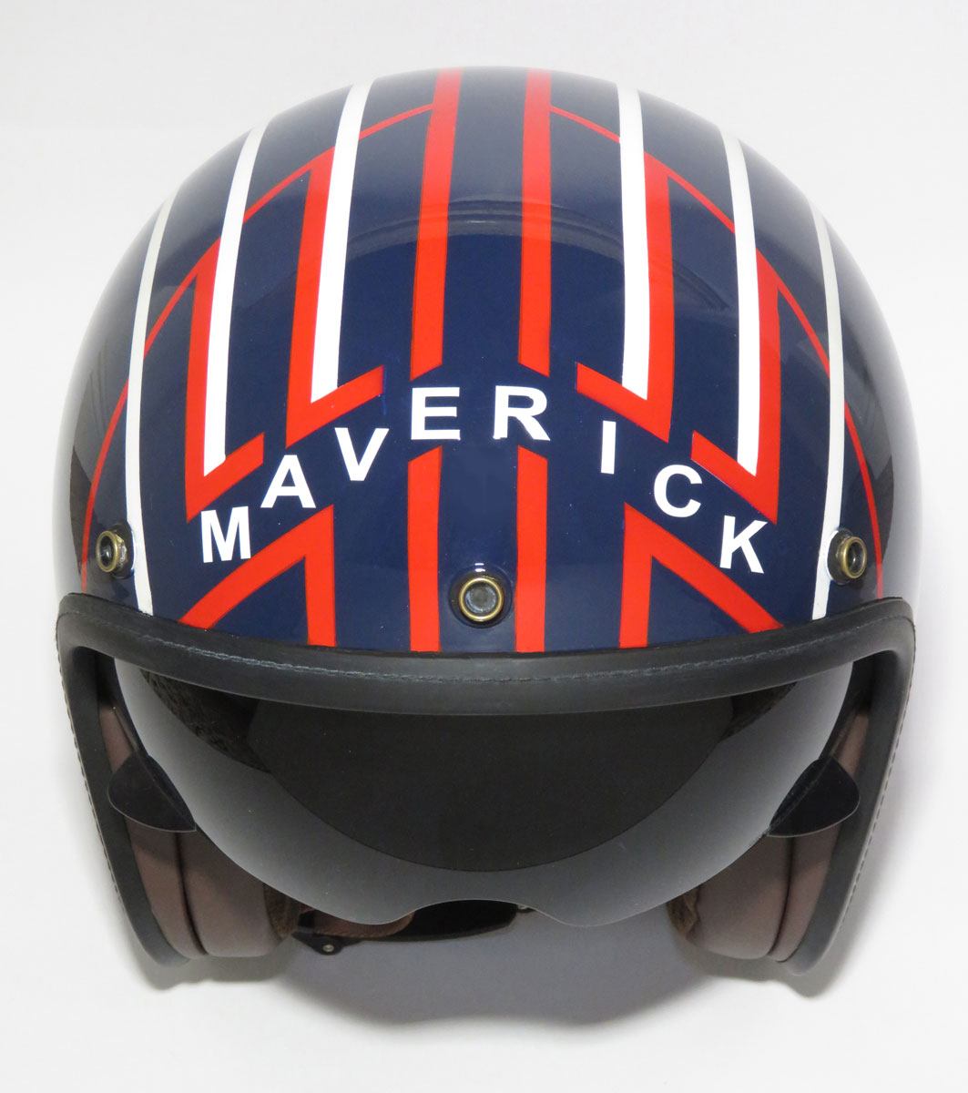 Casco maverick deals