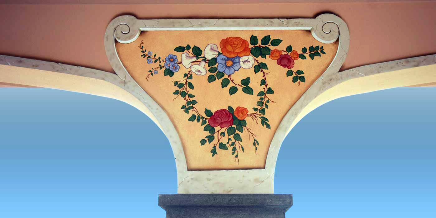 Decorazione porticato - Greche e Stemmi Araldici