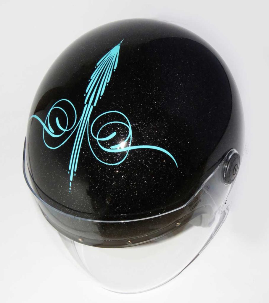 Casco Acqua Pinstripe
