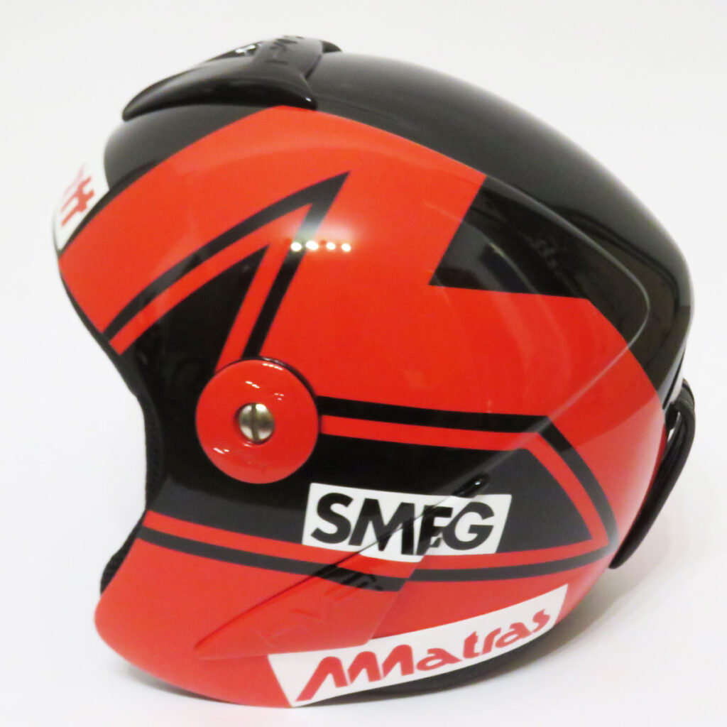Casco F1 on Ski