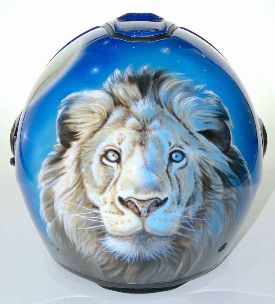 Casco Leone